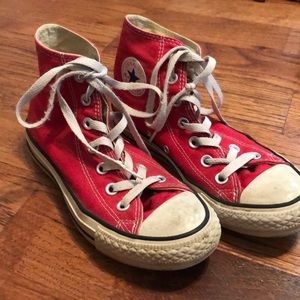 Red Converse Size 6!!!